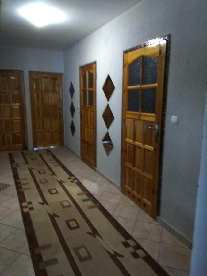 Apartamenty Grosik Криниця-Здруй Екстер'єр фото